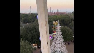 Risky Public Flashing on the Ferris Wheel at the Carnival